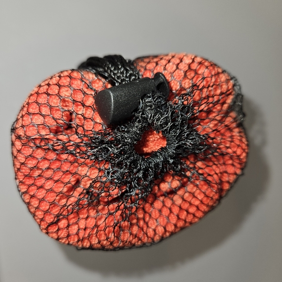 SHEFIT TOWEL - Picture 3 of 4